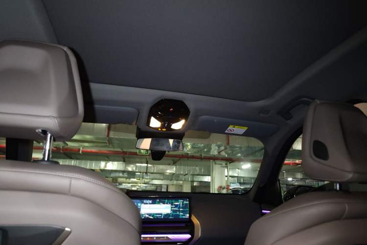 Used BMW X3 2025 Model, Facelifted xDrive25L Luxury Package Headliner