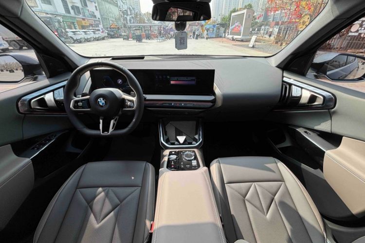Used BMW X3 2025 xDrive30L Luxury Edition M Sport Package Interior 1