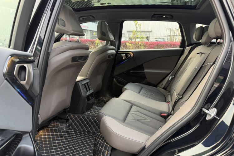 Used BMW X3 2025 xDrive30L Luxury Edition M Sport Package Interior 5