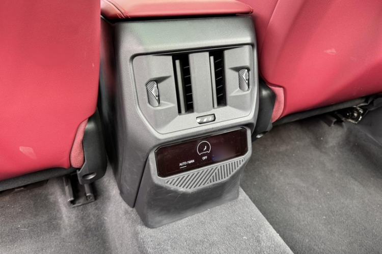 Used BMW X3 2025 xDrive30L Luxury Edition M Sport Package Interior 6