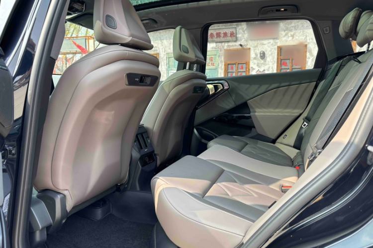 Used BMW X3 2025 xDrive30L Luxury Edition M Sport Package Interior 6