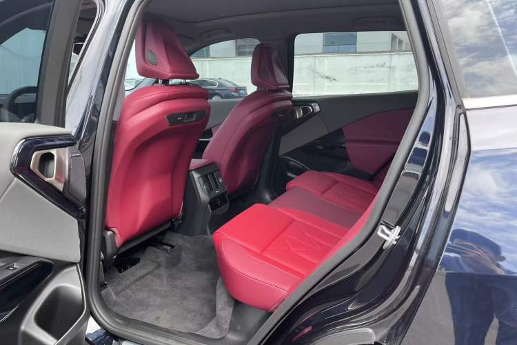 Used BMW X3 2025 xDrive30L Leading Model M Sport Package Interior 6