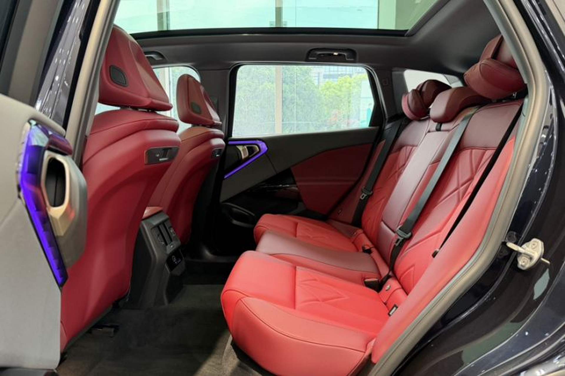 Used BMW X3 2025 xDrive25L Luxury Package Interior 7