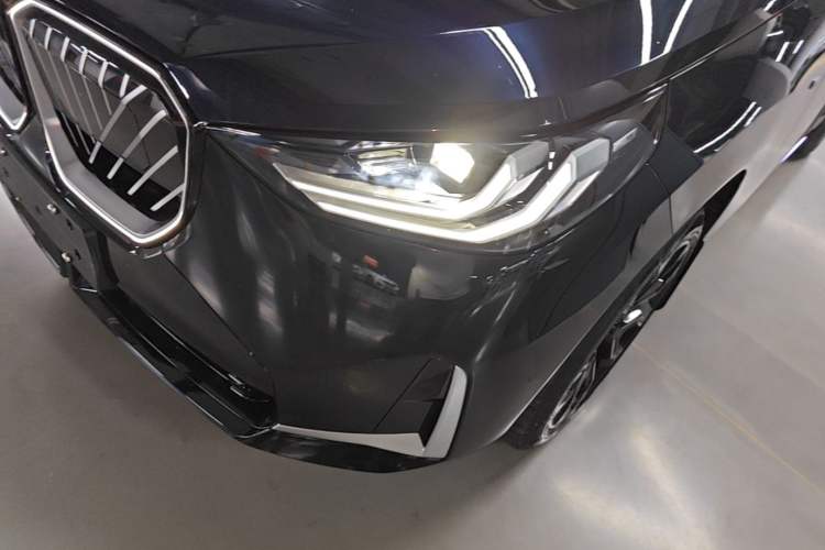 Used BMW X3 2025 xDrive30L Leading Model M Sport Package Left Front Headlight