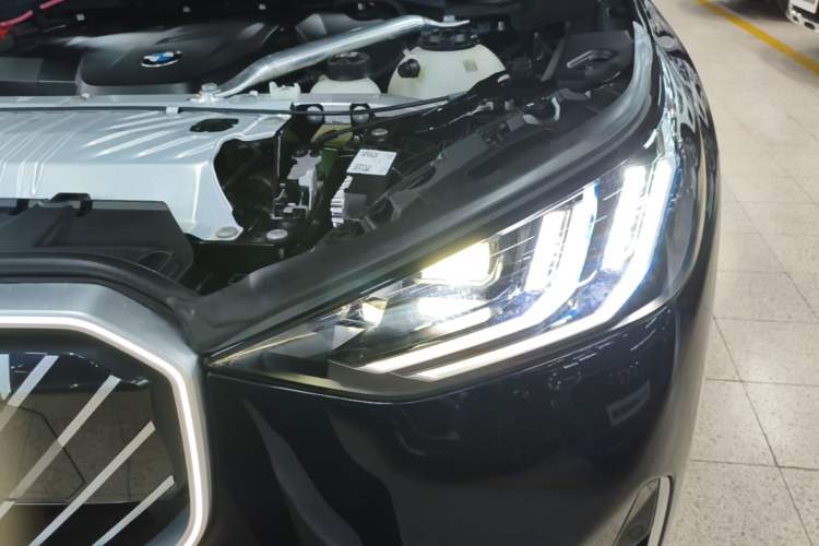 Used BMW X3 2025 xDrive30L Luxury Edition M Sport Package Left Front Headlight