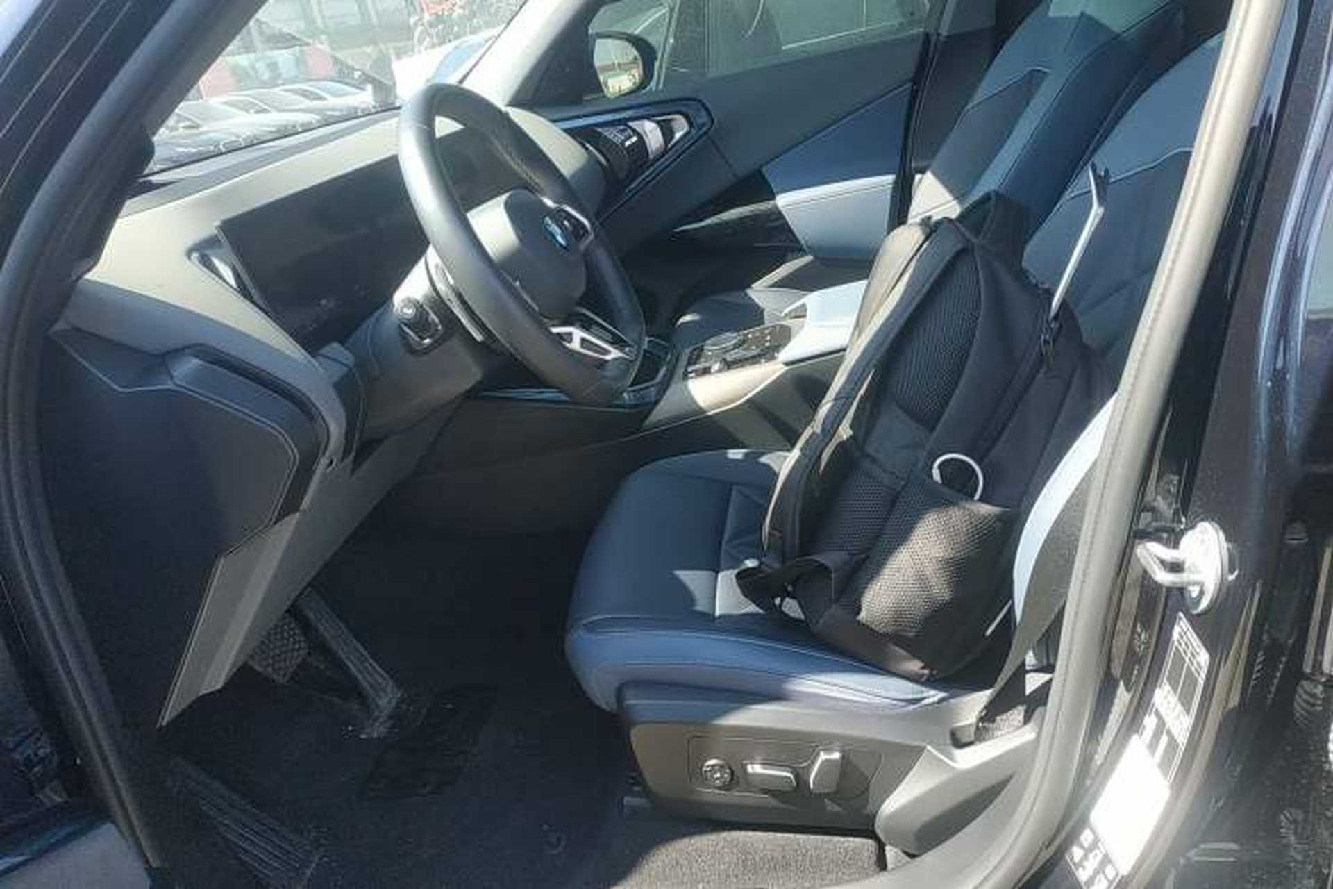 Used BMW X3 2025 xDrive30L Leading Model M Sport Package Left Front Seat