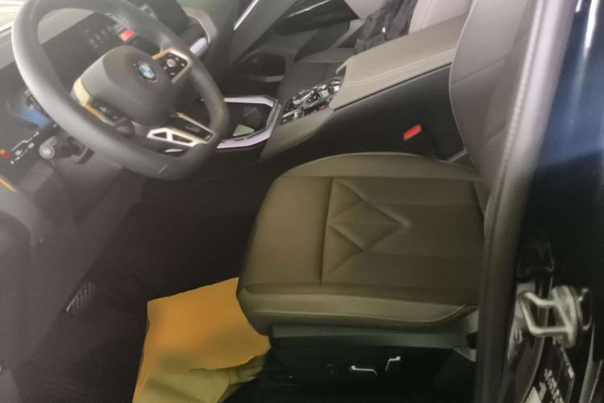 Used BMW X3 2025 xDrive30L Luxury Edition M Sport Package Left Front Seat