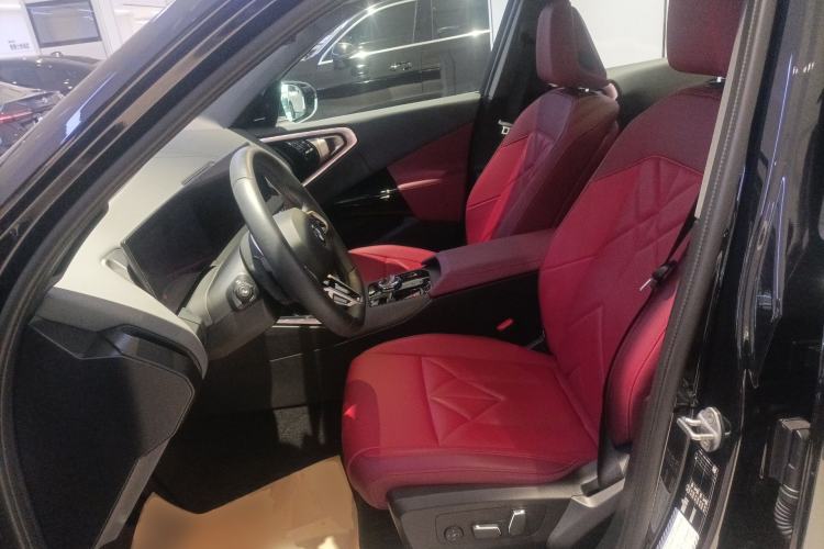 Used BMW X3 2025 xDrive30L Luxury Edition M Sport Package Left Front Seat
