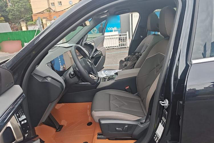 Used BMW X3 2025 xDrive30L Leading Model M Sport Package Left Front Seat