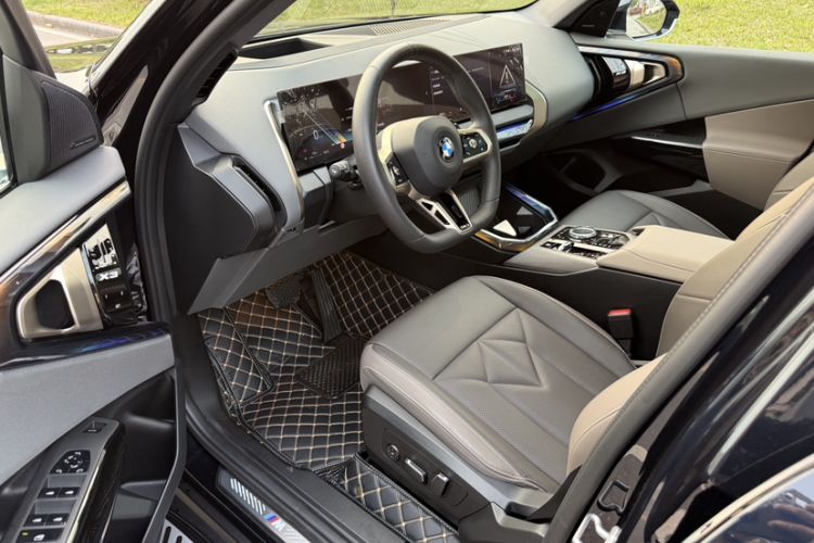 Used BMW X3 2025 xDrive30L Luxury Edition M Sport Package Left Front Seat