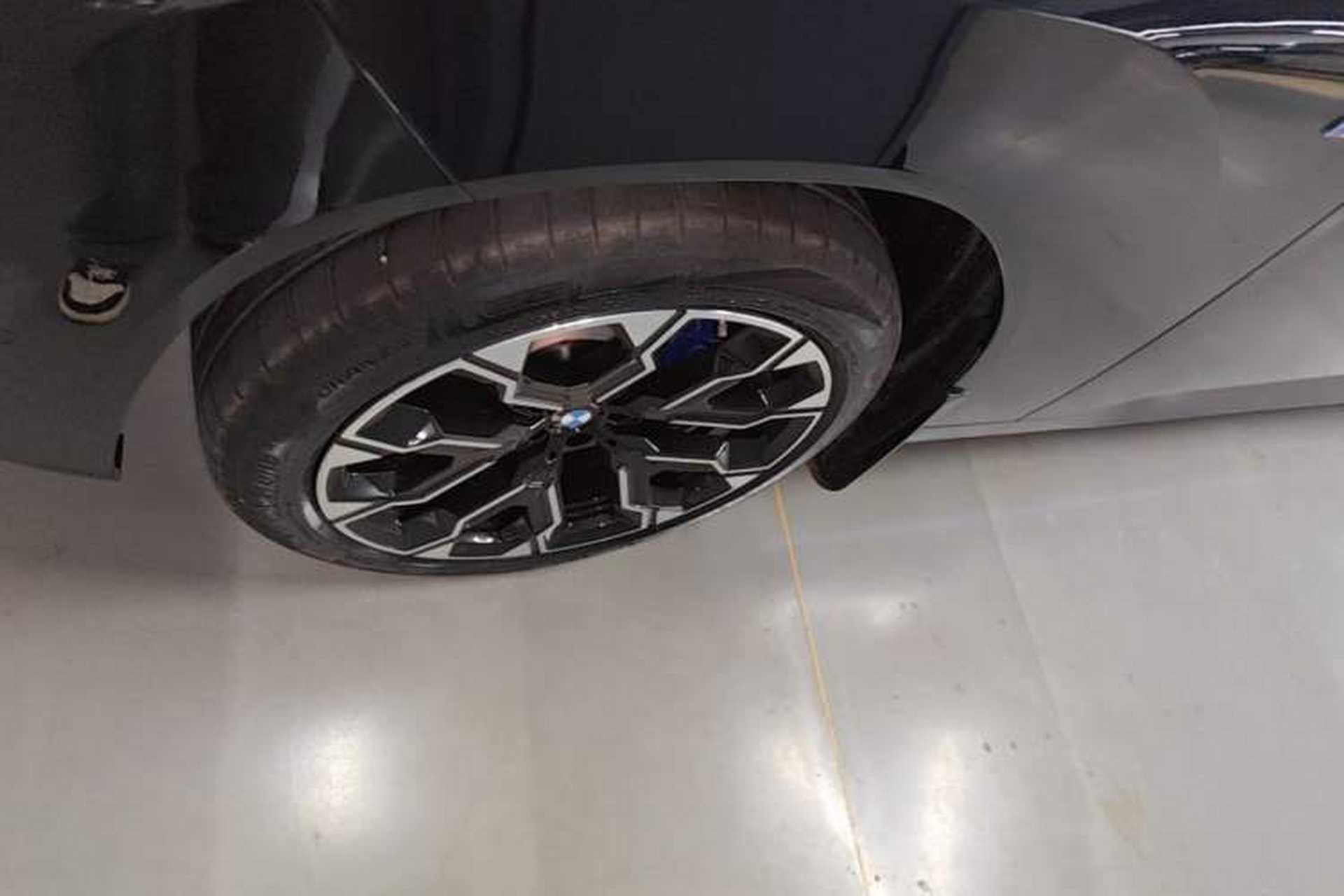 Used BMW X3 2025 xDrive30L Leading Model M Sport Package Left Front Wheel Hub