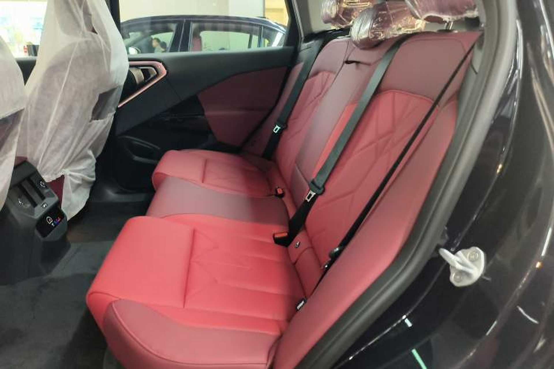 Used BMW X3 2025 xDrive30L Leading Model M Sport Package Left Rear Seat