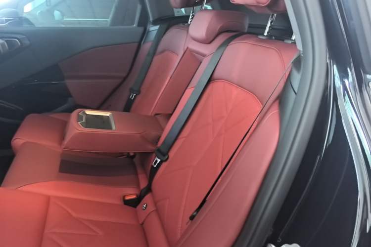 Used BMW X3 2025 xDrive30L Leading Model M Sport Package Left Rear Seat