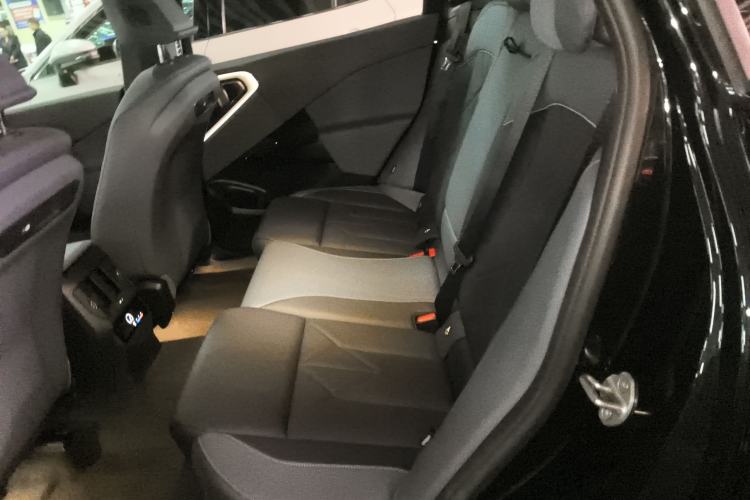 Used BMW X3 2025 xDrive30L Luxury Edition M Sport Package Left Rear Seat