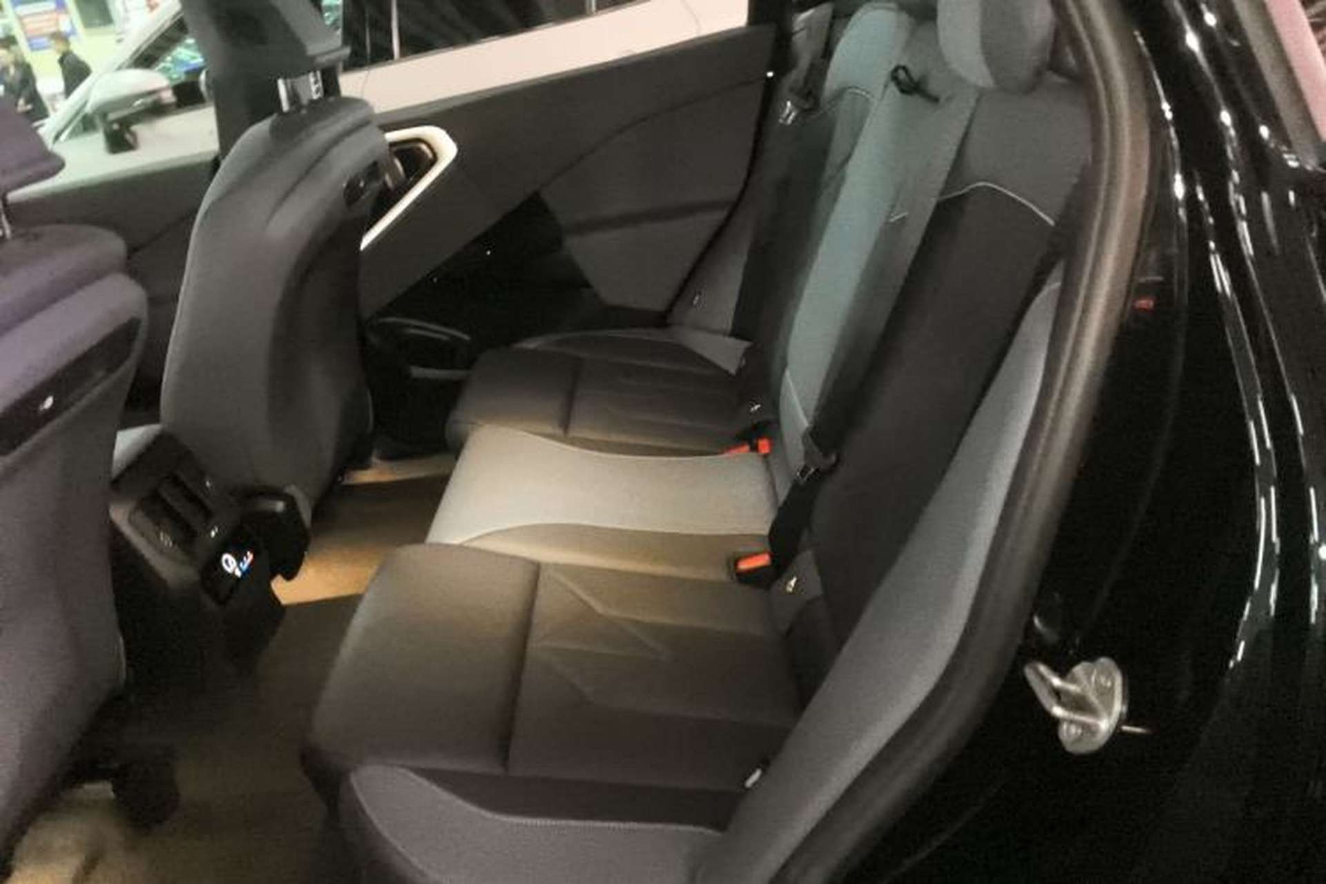 Used BMW X3 2025 xDrive30L Luxury Edition M Sport Package Left Rear Seat