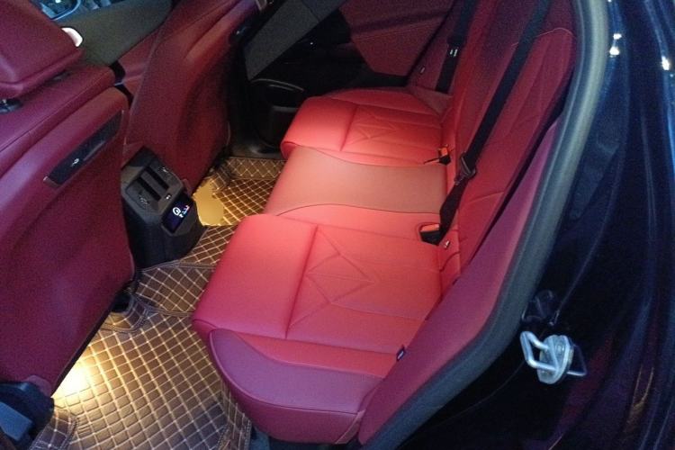 Used BMW X3 2025 xDrive25L Luxury Package Left Rear Seat