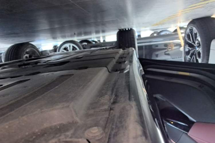 Used BMW X3 2025 xDrive30L Leading Model M Sport Package Left Side Sill