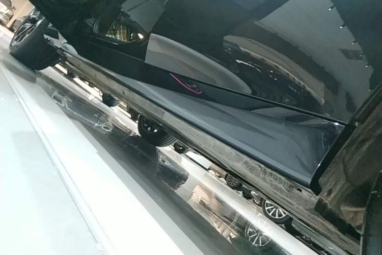 Used BMW X3 2025 Model, xDrive30L Leading M Sport Night Package Left Side Sill