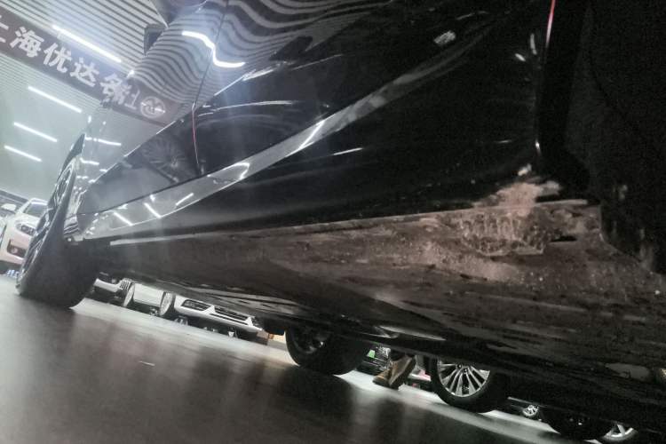Used BMW X3 2025 xDrive30L Luxury Edition M Sport Package Left Side Sill
