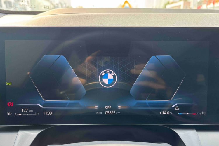 Used BMW X3 2025 xDrive30L Luxury Edition M Sport Package Odometer Close Up
