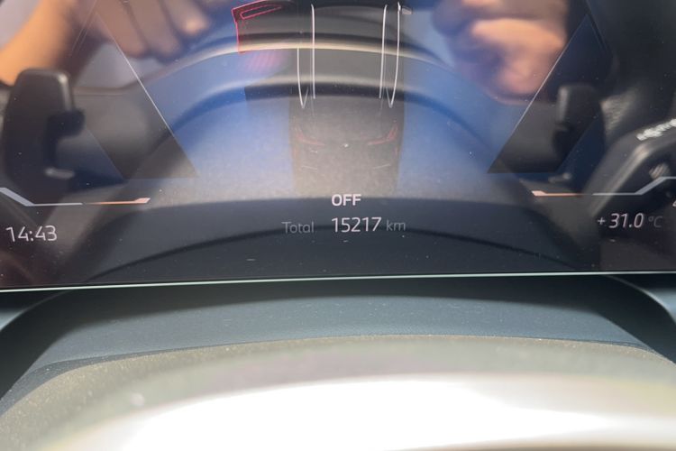 Used BMW X3 2025 xDrive25L Luxury Package Odometer Close Up