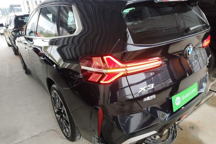 Used BMW X3 2025 xDrive30L Luxury Edition M Sport Package Rear Left 45 Deg