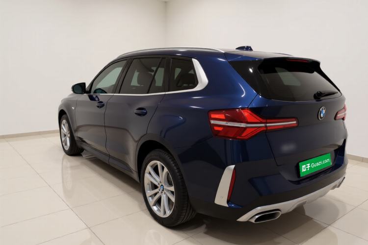 Used BMW X3 2025 xDrive25L Luxury Package Rear Left 45 Deg