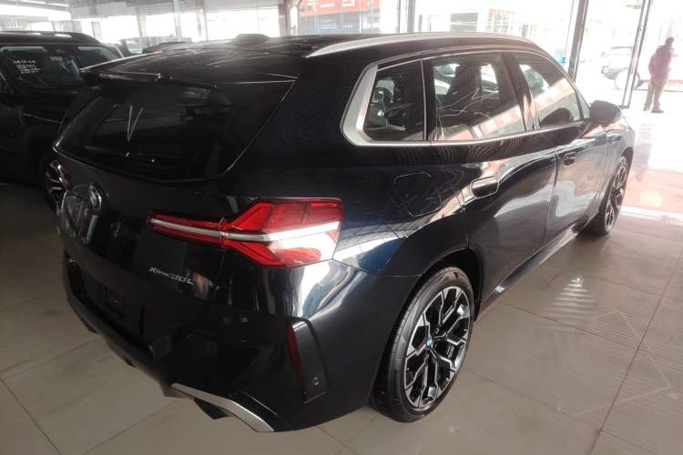 Used BMW X3 2025 xDrive30L Luxury Edition M Sport Package Rear Right 45 Deg