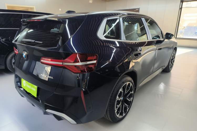 Used BMW X3 2025 xDrive30L Leading Model M Sport Package Rear Right 45 Deg