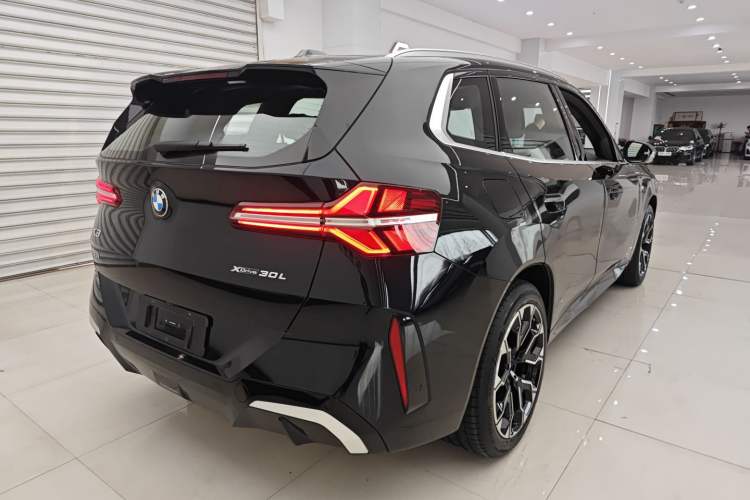 Used BMW X3 2025 Model, xDrive30L Prestige M Sport Night Package Rear Right 45 Deg