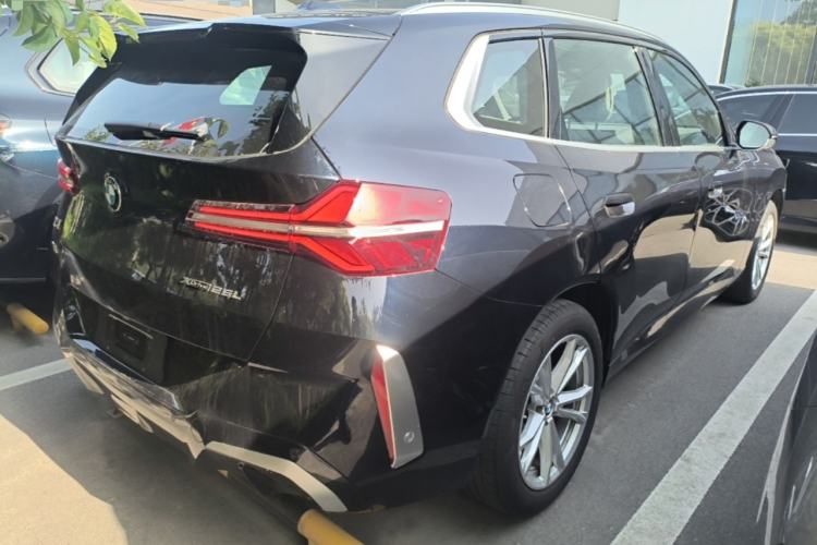 Used BMW X3 2025 xDrive25L Luxury Package Rear Right 45 Deg