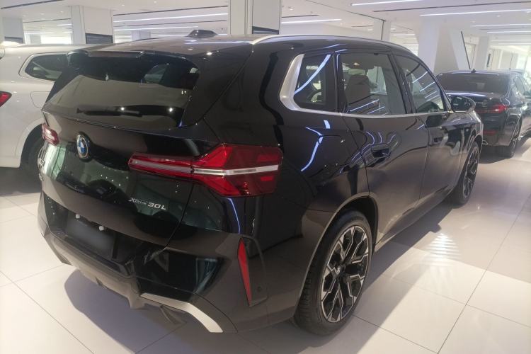 Used BMW X3 2025 xDrive30L Luxury Edition M Sport Package Rear Right 45 Deg