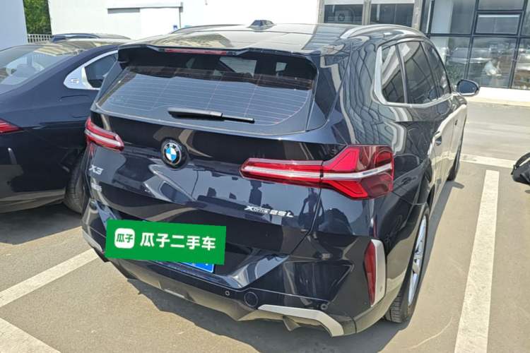 Used BMW X3 2025 xDrive25L Luxury Package Rear Right 45 Deg