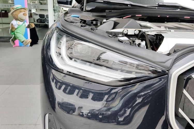 Used BMW X3 2025 xDrive25L Luxury Package Right Front Headlight