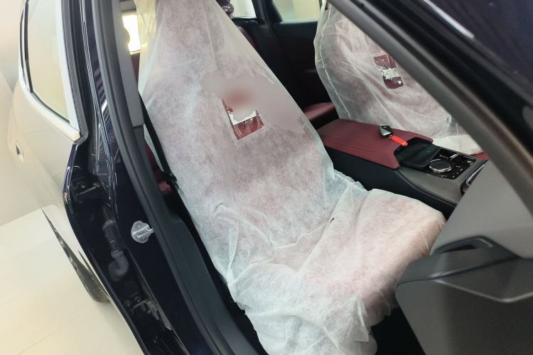 Used BMW X3 2025 xDrive30L Leading Model M Sport Package Right Front Seat