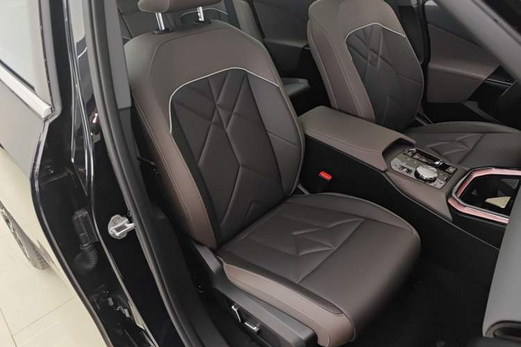 Used BMW X3 2025 Model, xDrive30L Prestige M Sport Night Package Right Front Seat