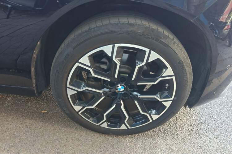 Used BMW X3 2025 xDrive30L Leading Model M Sport Package Right Front Wheel Hub