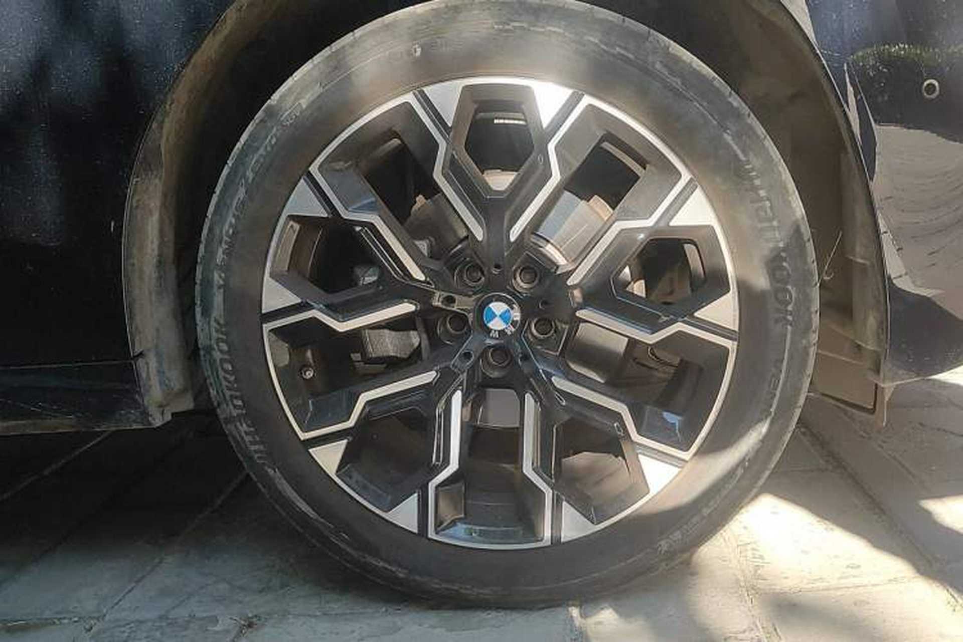 Used BMW X3 2025 xDrive30L Leading Model M Sport Package Right Front Wheel Hub