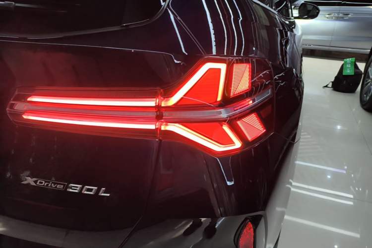 Used BMW X3 2025 Model, xDrive30L Leading M Sport Night Package Right Rear Taillight