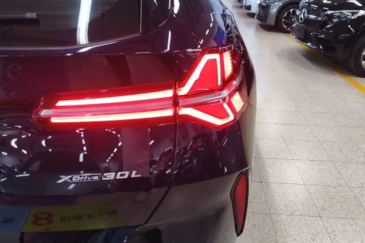 Used BMW X3 2025 xDrive30L Luxury Edition M Sport Package Right Rear Taillight