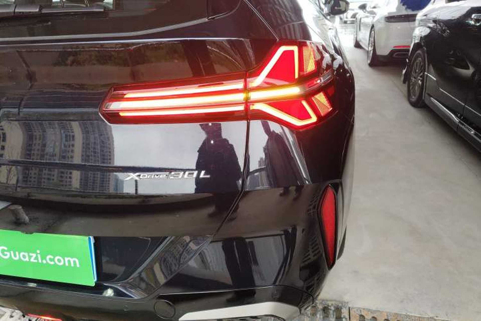 Used BMW X3 2025 xDrive30L Luxury Edition M Sport Package Right Rear Taillight