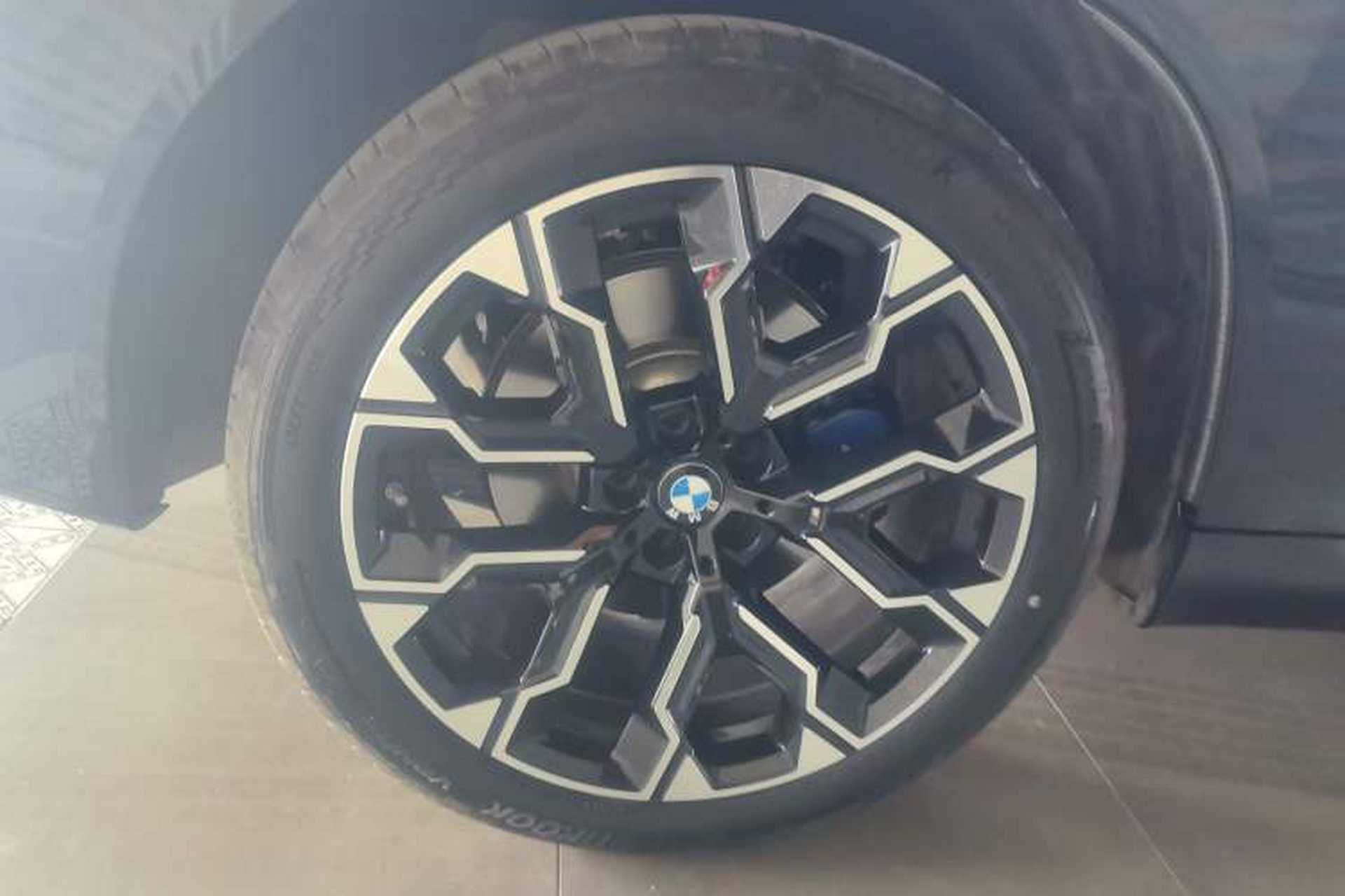 Used BMW X3 2025 xDrive30L Luxury Edition M Sport Package Right Rear Wheel Hub