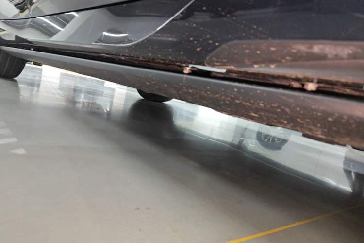 Used BMW X3 2025 xDrive30L Leading Model M Sport Package Right Side Sill