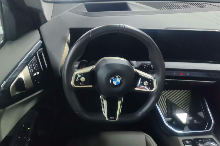 Used BMW X3 2025 xDrive30L Luxury Edition M Sport Package Steering Wheel