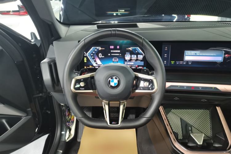 Used BMW X3 2025 xDrive30L Luxury Edition M Sport Package Steering Wheel