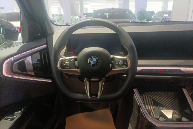 Used BMW X3 2025 xDrive30L Luxury Edition M Sport Package Steering Wheel