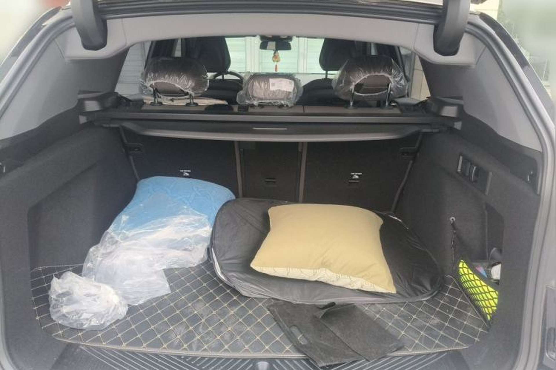 Used BMW X3 2025 xDrive30L Leading Model M Sport Package Trunk
