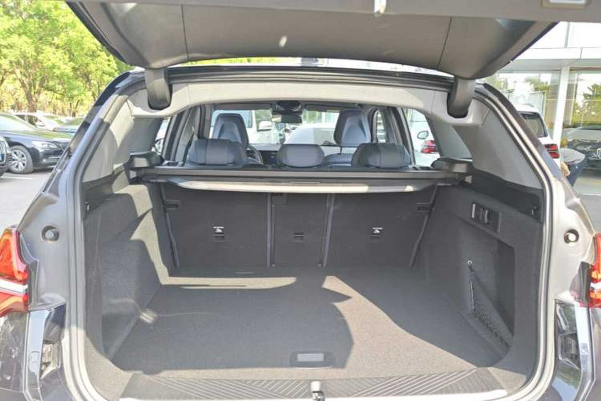 Used BMW X3 2025 xDrive30L Leading Model M Sport Package Trunk