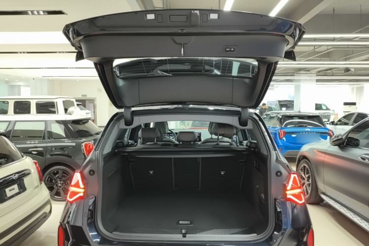 Used BMW X3 2025 xDrive30L Luxury Edition M Sport Package Trunk