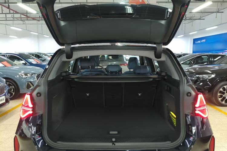Used BMW X3 2025 xDrive30L Luxury Edition M Sport Package Trunk